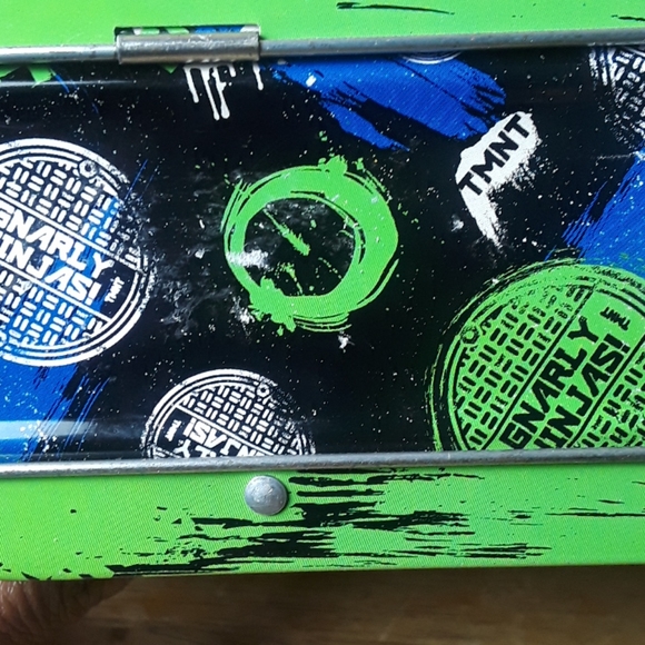 Teenage Mutant Ninja Turtles GreenTin Box 2015 - Picture 12 of 16
